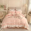 Ensembles de literie Ensemble de couvre-lit en dentelle rose King Size luxe princesse housse de couette drap de lit filles cadeau literie coton maison Textile 231026