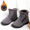 Stivali Stivali da donna Stivali da neve impermeabili Stivali invernali da donna in peluche Donna Stivaletti caldi Scarpe invernali Scarpe casual da donna Taglie forti 231026