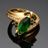 Eheringe Luxus Weibliche Grüne Kristall Stein Ring Vintage Gelbgold Dünn Für Frauen Charme Blatt Zirkon Engagement253U