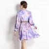 Kvinnor White Floral Party Designer Mini Dress Puff Sleeve V-Neck Slim Vacation Ruched Ruffle Tiered Fit Flare Dresses 2023 Autumn Fall Elegant Print Runway Frocks