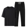 Survêtements pour hommes Summer Mens Sports Set Ice Silk Tissu respirant T-shirt à manches courtes et pantalons longs Deux pièces Costume décontracté masculin