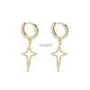 Orecchini a bottone HOYON Street Cross placcato in argento Orecchini personalizzati con fibbia per orecchio Hip Hop Tendenza per uomo Donna Colore oro 14 carati YQ231026