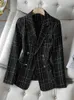 Abiti da donna Blazer Nero Bianco Plaid Ladies Casual Blazer Donna Autunno Inverno Manica lunga Doppio petto Giacca 231023