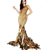 Stage Wear Glisten Gold Inlaid Diamond Dress Transparent Sleeveless Women Tight Elastic Dresses Costumes Long Feathers Trailing