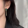 Pendientes de tuerca XIALUOKE Vintage Senior elegante circonita verde cadena metálica borla para mujer accesorios de joyería de moda