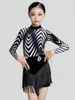 Bühne tragen Kinder Latin Dance Kleid Mädchen Lange Ärmel Tops Schwarz Quaste Rock Cha Rumba Training Praxis Winter Anzug NV18783