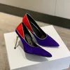 2024 Designer Nouvelles chaussures Robe de mode sexy Cuir brillant Luxe Talons aiguilles Réseau Red Star Network Rouge Même style Splice Chaussures pointues 35-42