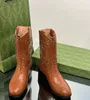 Najwyższej jakości retro spiczaste botki kowbojskie dla kobiet prawdziwy skórzany poślizg na krótkich butach Chelsea kwadratowe obcasy Mid Calf Western botas haft gifet g nit