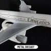 Vliegtuigmodel schaal 1 250 Metaal Luchtvaartreplica Vlieg Emirates Vliegtuigmodel Vliegtuig Miniatuur Kamerdecoratie Kerstcadeau Kinderspeelgoed voor jongens 231026