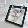 Collana con ciondolo croce di diamanti di lusso leggero e alla moda Collana di perle stile ISN per gioielli da donna Y2K