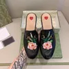 ファッションデザイナーCalssic Mules Slippers女性ローファー純粋な革サンダル豪華なカジュアルシューズホースビット