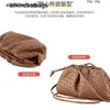 Bottegvenetas Pouchs Bags 2024 New Ins Leather Woven Cloud Soft Dumpling Fashionable One Shoulder Messenger Hand Wrinkled Female Have Logo rj