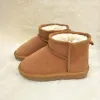 UG G冬のデザイナーシューズ男の子と女の子スタイルUgglie KidsBaby Snow Boots防水スリップオンチルドレンカウレザー