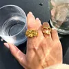 Clusterringen Uworld Vintage roestvrij staal Unieke hartvormige ring Twist ontwerp Waterdichte charme voor vrouwen Verklaring mode-sieraden