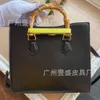 Väskor Ny klassisk Kucci handväska Summer Bag Women Bamboo Knot Handle Tote Princess Diana Jubileum Women's Totes Handväskor