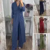 Set da corsa da donna Set da due pezzi Pantaloni torti con scollo a V da donna alla moda Comodo abito da donna alla moda per l'autunno primaverile