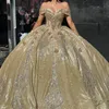 Złoto seksowne z ramion błyszczące sukienki Quinceanera Applique suknie balowe kwiaty meksykańskie słodkie 16 sukienek 15 anos