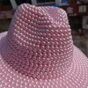 Breda randen hattar hink rosa pärla fedora hatt panama mens jazz party scen prestanda kvinnor 231027