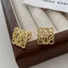 Boucles d'oreilles de créateur de haras accessoires de joesrie de luxe 2024 Nouvelles boucles d'oreilles de texture en métal de mode Luxur