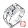 Manlig ring 925 Sterling Silver 0,5ct AAAAA CZ Stone Engagement Wedding Band Rings for Men Luxury Party SMYELLT