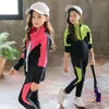 Ensembles de vêtements Uniforme scolaire Costume Printemps Filles Moyen Grands Enfants Hit Couleur Sports Automne Garçons Mode Casual Vêtements Deux Pièces