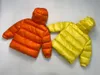 Kinderen meisje jongen Designer Down Jassen Kinderen Meisjes Jongens waterdichte Winter Capuchon Mode uitloper geel oranje warme jassen rits hoodie babykleding
