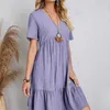 Casual klänningar 2023 Summer Elegant Beach Style Solid Womens Fashin V Neck Short Sleeve Loose Cake Dress Female Clothing