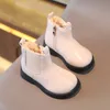 Botlar Okul Öncesi Chelsea Boots Kış Peluş Peluş Siyah Bej Çocuk Kısa Botları Fermuar Esnek 22-31 Moda Unisex Boys 've Kız Ayakkabıları 231027