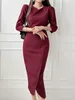 فساتين غير رسمية للسيدات الخريف أزياء الأعمال الكورية للأعمال التجارية MIDI فستان عتيقة Sexy Bodycon Slim Solid Office Vestidos party mujers mujers