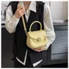 Bags Store Outlet 2023 New Style Square 2024 Korean Version Summer Leisure Small Crowd designer Popular Crossbody Bag Women