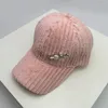 Ball Caps Women Cotton Curved Brim Hat Fashion Snapback Versatile Corduroy Korean Warm Autumn Winter Styles Leisure Rhinestone