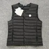 VESTS 2023 Vintermen Mens Ytterkläder Lätt Vikt Male Coats Varm ärmlös Vindtät överrock utomhus Classic Warmth Winters Coat Mänkläder