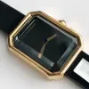 Top AAA Classic Designer Watch Serie Premiere Elegante Donne Black Gold Black Small Sugar Cube Cube Aquipaggiato Muovo in quarzo Movimento ultra sottile texture in gomma cinghia di gomma