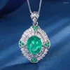 ペンダントネックレスEyika Luxury Synthetic Emerald Ruby Sapphire女性のためのファインジュエリーウェディングパーティーフュージョンクリスタルジルコンフラワーネックレス