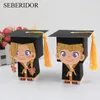 Envoltório de presente 50 pcs loira menino menina em boné estereoscópico mini caixa de doces para celebração de formatura festa favor decoração