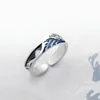 Fedi nuziali Thaya Flying Bird Wave Anello s925 Argento Blu Goccia di olio 3D Onda Coppia Anelli per le donne Eleganti gioielli irlandesi per amanti del regalo 231027