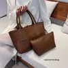 Designer handtas met logo Vroege lente geweven damestas Moeder kind Tote Eén schouder handtas Tweedelige set boodschappentas Grote capaciteit