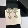 18K Gold Fashion Dangle Drop Pearl Earring Designer Earrings for Women Party Wedding Lovers Gifts smycken med flanellväska 925 SIL301K