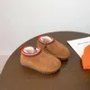 Сапоги, детские тапочки для малышей, классические ультра мини-детские тапочки для мальчиков и девочек, теплые меховые шлепанцы, детская домашняя и уличная зимняя обувь