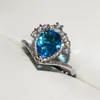 Pierścionki ślubne Znakomite duży niebieski cyrkon woda krystaliczna krystaliczna korona zaręczynowy Wysoka jakość luksus dla kobiet