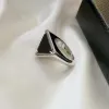 Anillos de plata Diseñador de lujo Joyería Marcas de moda Triángulo Adornos de dedo Para mujer Para hombre Retro Pareja Anillo Ropa Partido Fiesta Boda