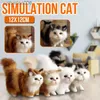 Fyllda plyschdjur Söt simulering Cat Plush Toys Soft Stuffed Kitten Model Fake Cat Realist Animals For Kids Girls Birthday Valentine's Day Giftl231028