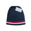 Designer Beanie for Women Men Warm Sitted Hat With Red White Line för Autumn Winter 20165