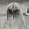 Kvinnorjackor Autumn Winter Rivets denim Bomber Jacket Faux Fox Fur Collar Jeans PLUSH INNER VARM CARTAN PLUS Velvet Streetwear Tops YQ231027