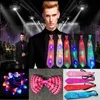 Yay bağları 10 parça Erkekler Bow Ties LED yanıp sönen ışık Sequin Boys Complie Club Noel Partisi Kadınlar Tie Hediye 231027