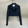 Jaquetas femininas nicho design outono 23 minimalista legal corte tridimensional metal zíper curto terno preto jaqueta