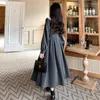 Casual Kleider Vintage Französisch Stil Plissee A-Linie Grau Für Frauen Langarm Elegante Preppy Schule Student Quadrat Kragen Party kleidung