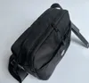 Europe Desginer hommes paquet d'épaule unique petit sac multifonction sac de téléphone portable CP sac fourre-tout à lentille unique sacs de poitrine sacs de taille sac à bandoulière unisexe SI