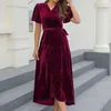 Robes décontractées Chic Velours Femmes Robe À Manches Longues Maigre Midi Sexy Ruché Soirée Soirée Vêtements D'été Invité De Mariage