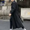 Mężczyźni łączy mężczyzn Trench w stylu brytyjskim jesienna zima wiatrówka super długie męskie męskie nad kolaniną zwykłą streetwear 9xl 231026